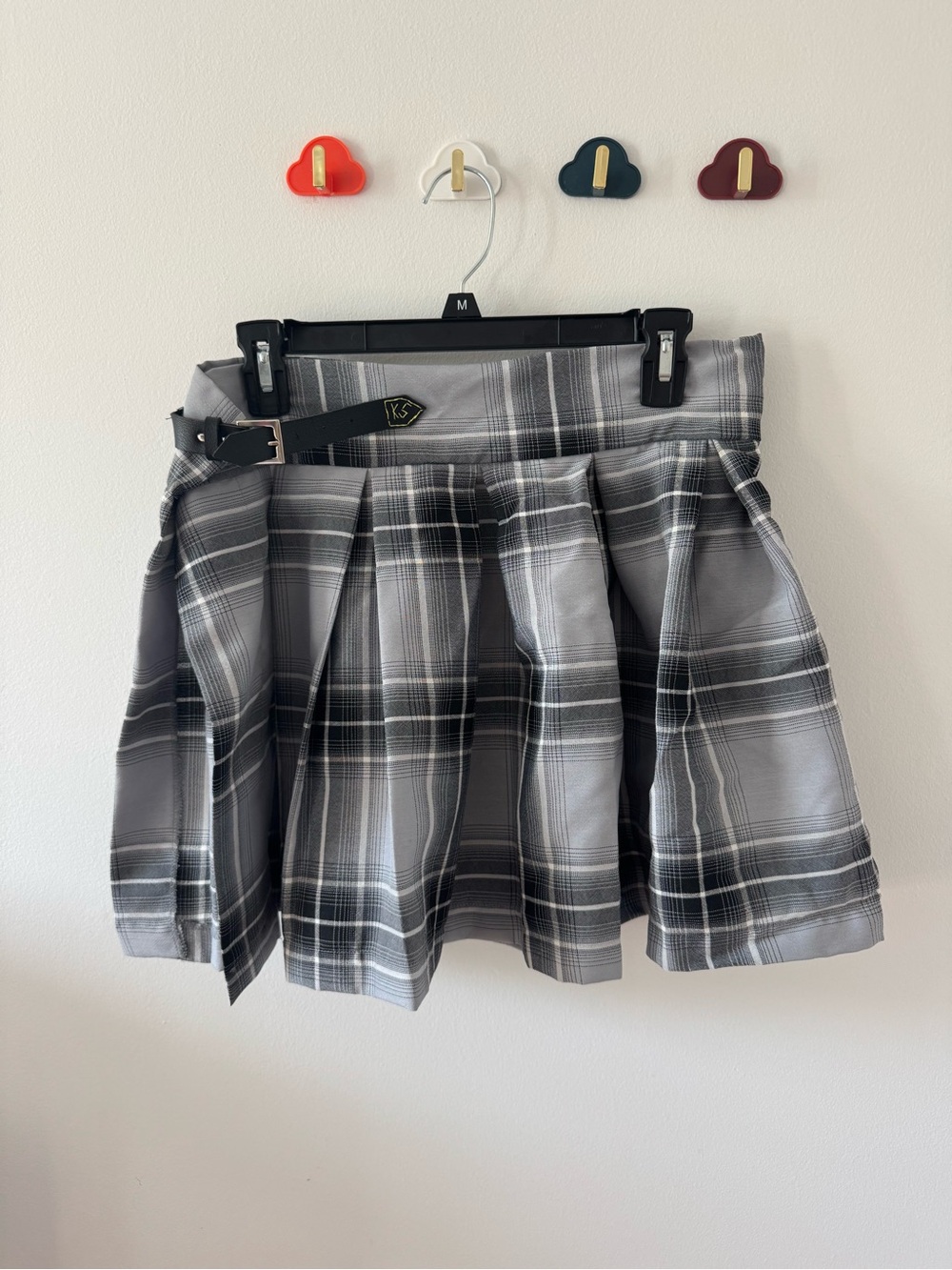 Grey Plaid Pleated Mini Skirt with Side Buckle